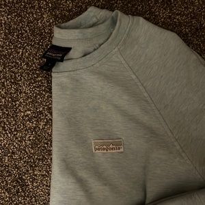 Patagonia, light weight , long sleeve Sweatshirt